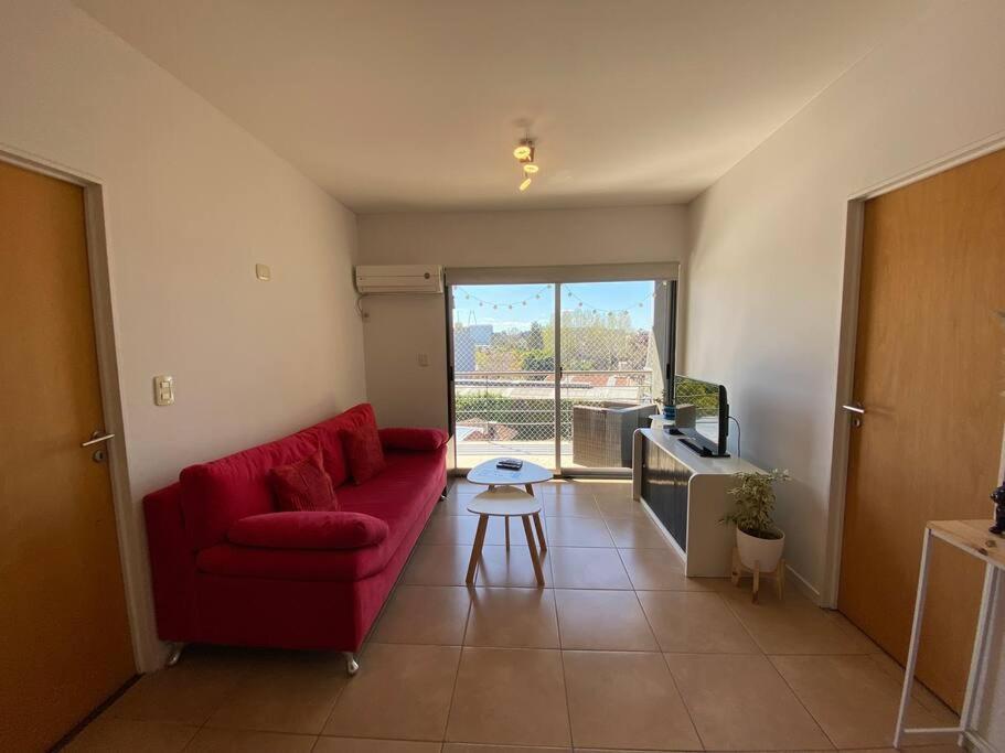 Departamento Centrico En Con Piscina Y Cochera Incluida